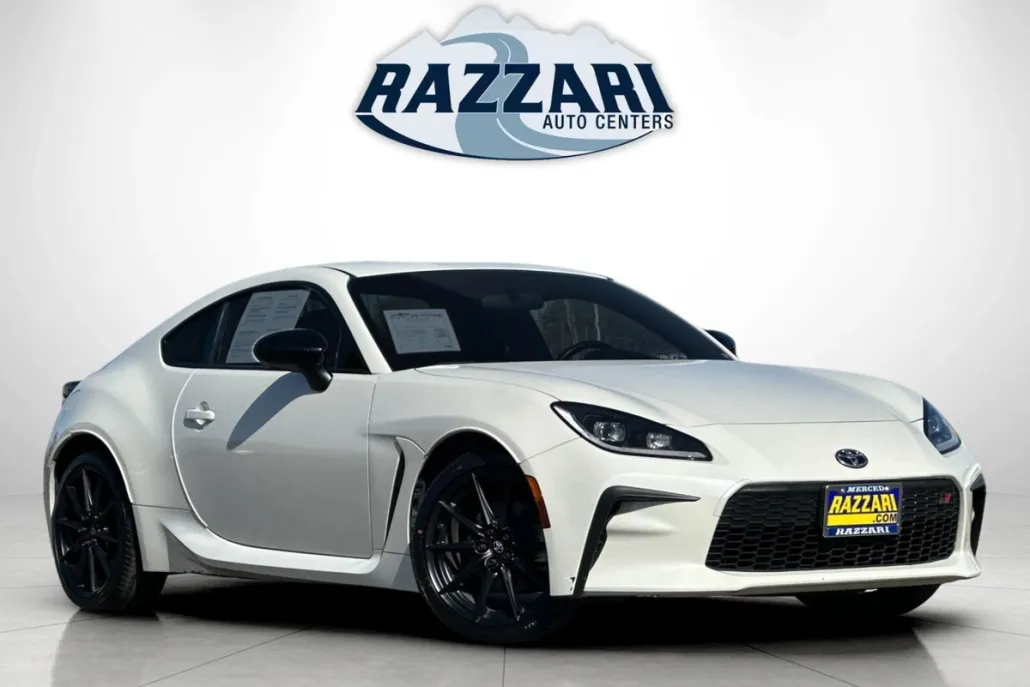 2022 Toyota GR86 Premium photo 1