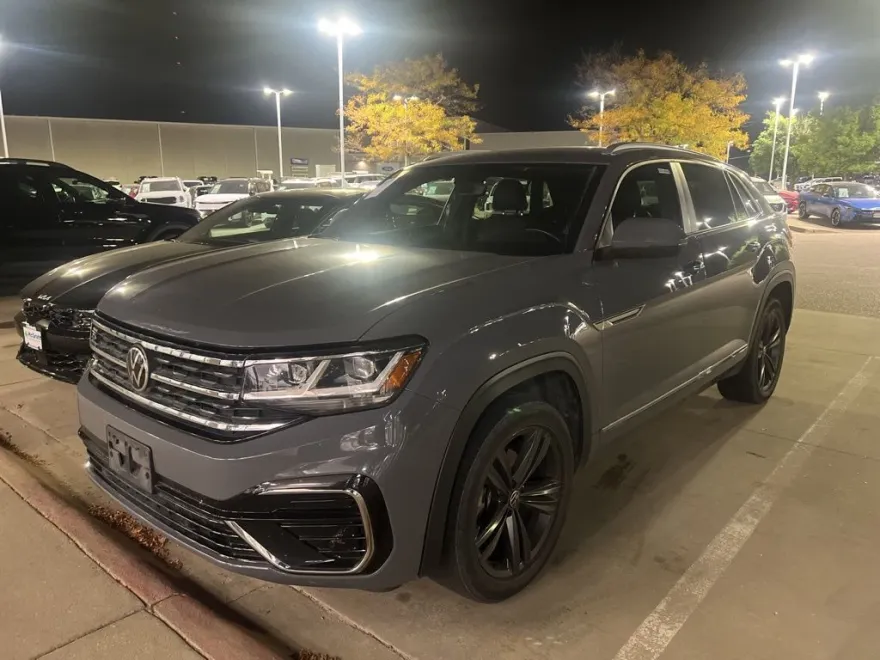 2020 Volkswagen Atlas Cross Sport V6 SE Technology photo 1