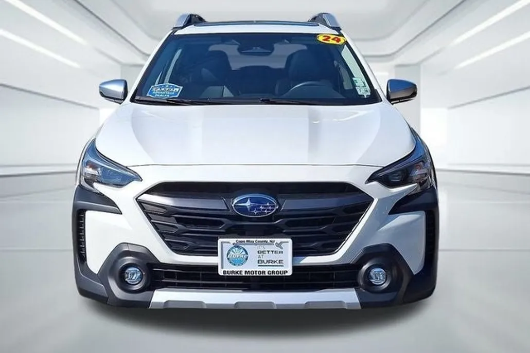 2024 Subaru Outback Touring XT photo 1