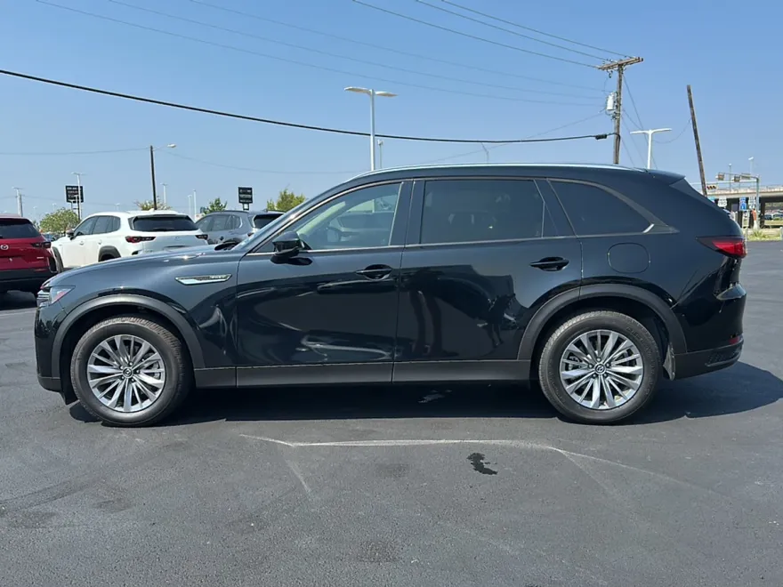 2024 Mazda CX-90 Preferred photo 1