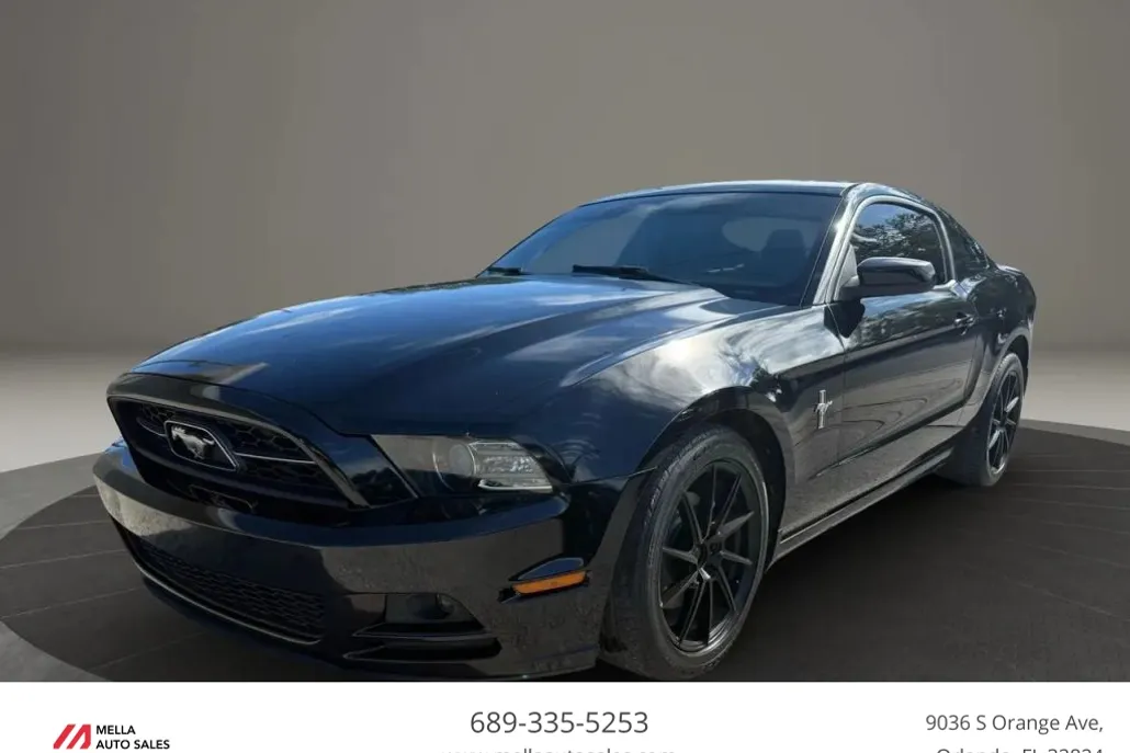 2014 Ford Mustang V6 Premium photo 1