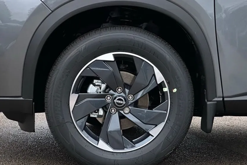 2026 Nissan Rogue SV photo 1