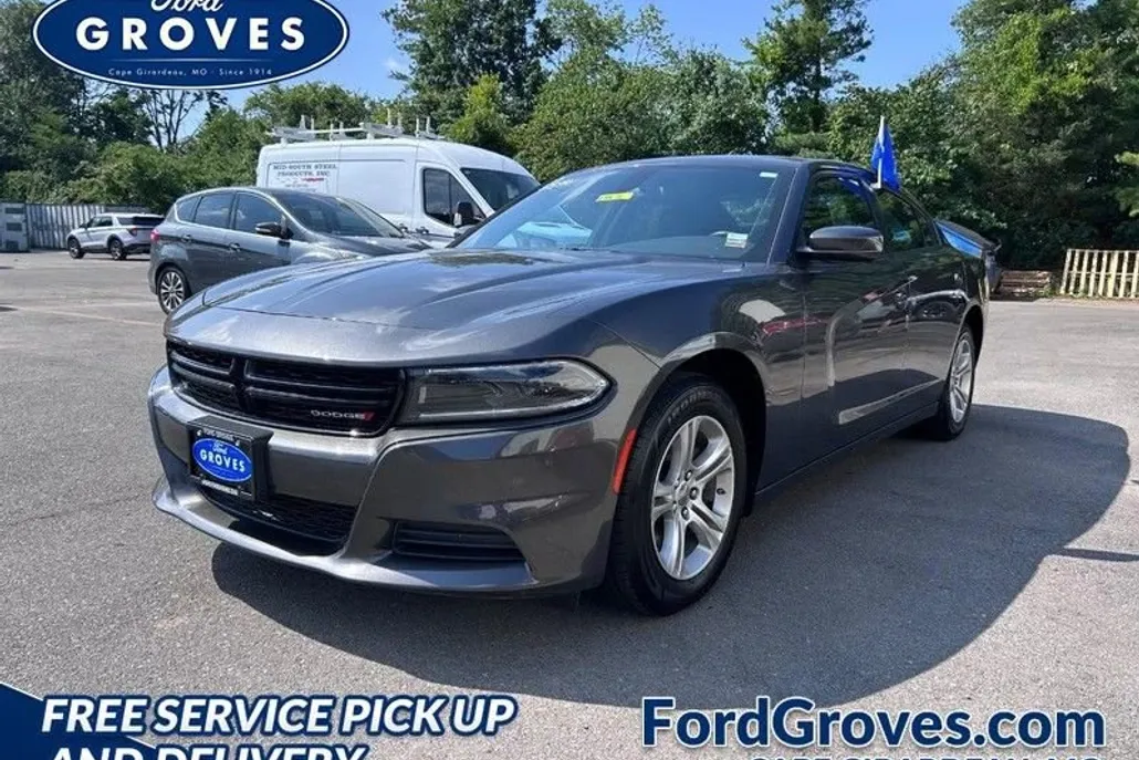 2022 Dodge Charger SXT photo 1