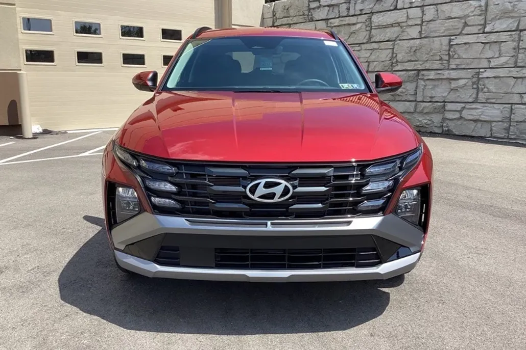 2025 Hyundai Tucson SEL photo 1