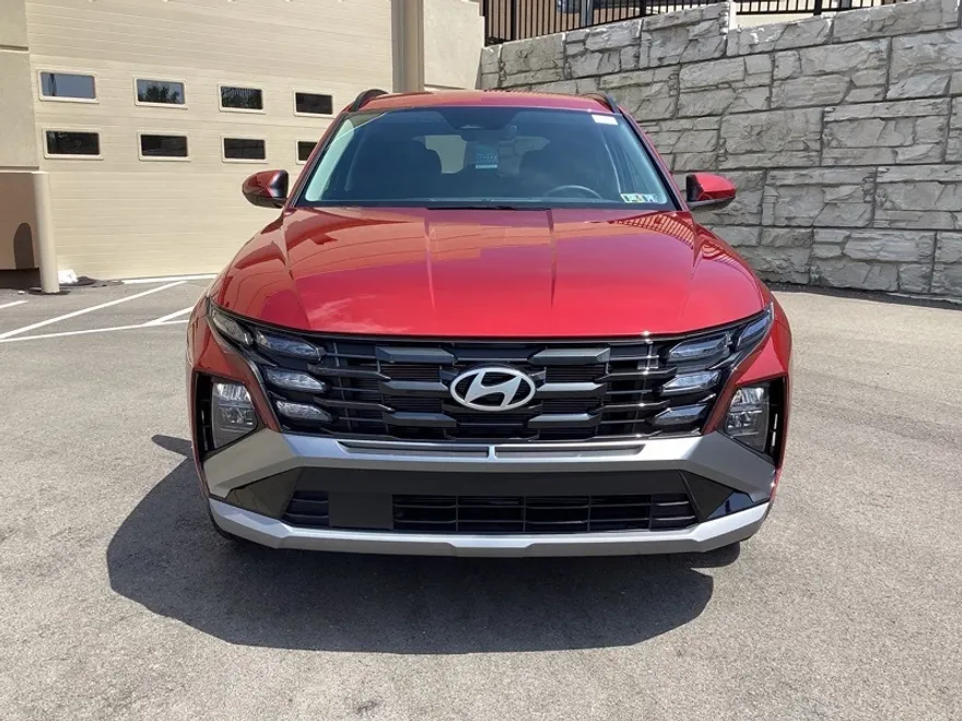 2025 Hyundai Tucson SEL photo 1