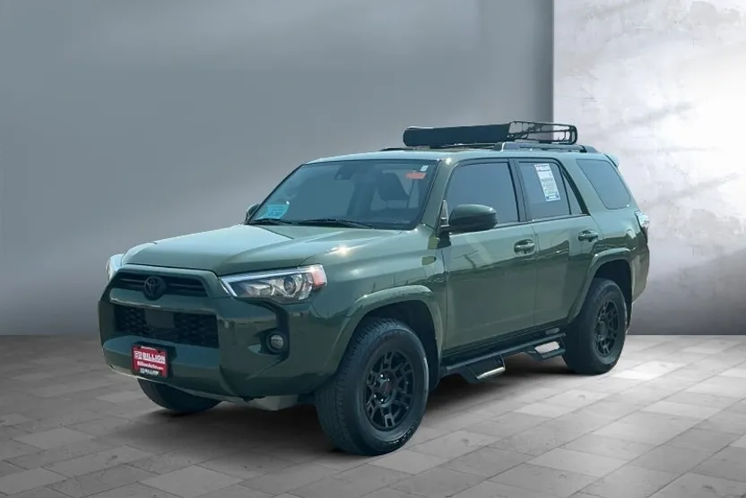 2021 Toyota 4Runner SR5 photo 1