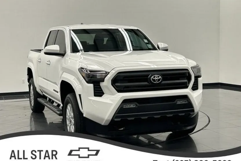 2024 Toyota Tacoma SR5 photo 1
