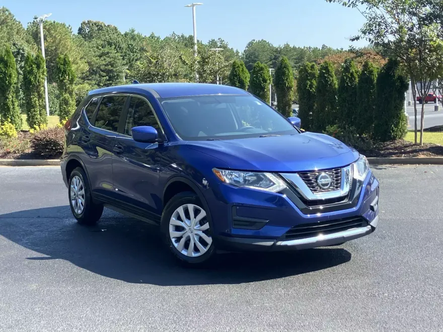 2018 Nissan Rogue S photo 1