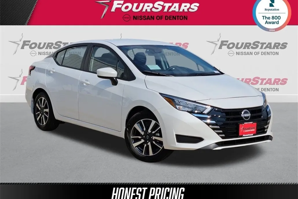 2025 Nissan Versa 1.6 SV photo 1
