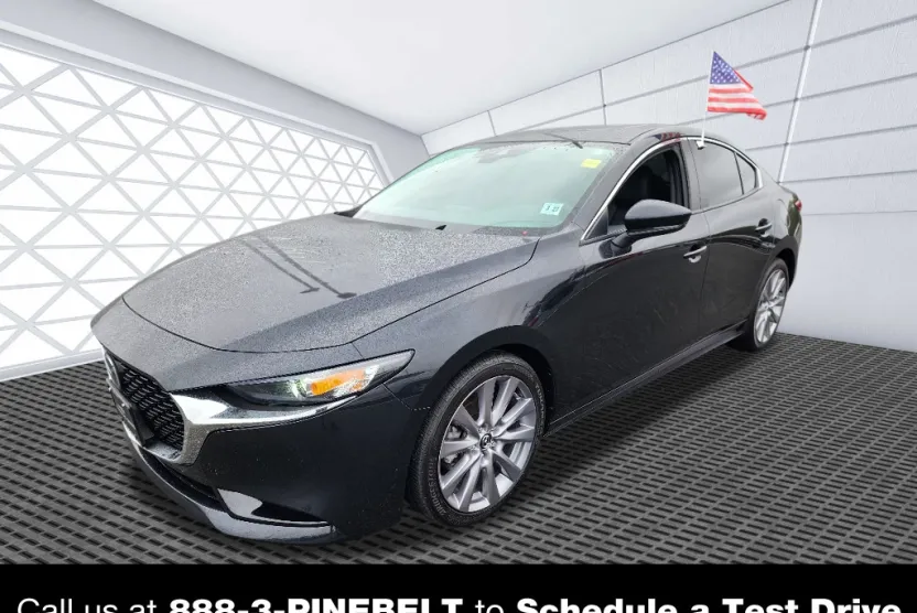 2022 Mazda Mazda3 Preferred photo 1