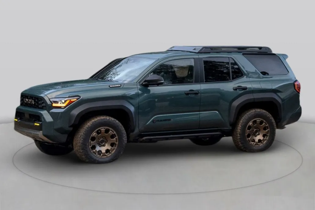 2025 Toyota 4Runner photo 1