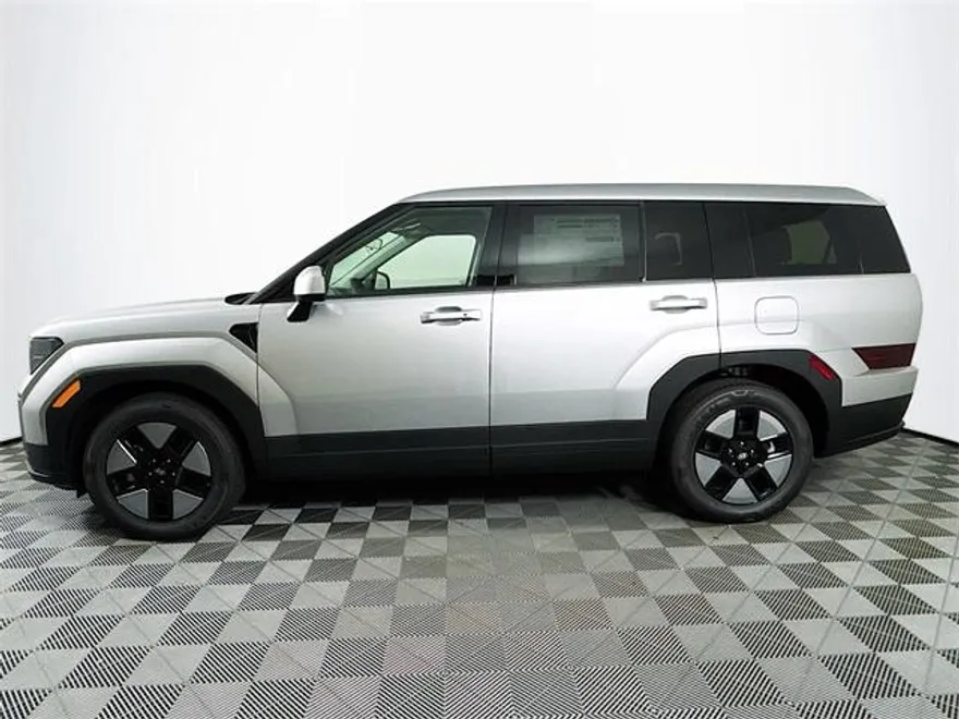 2026 Hyundai Santa Fe SE photo 1