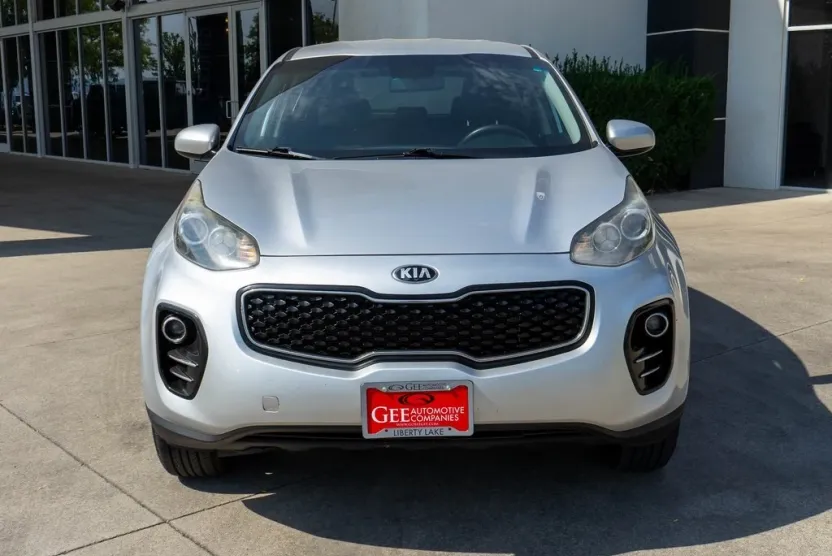 2017 Kia Sportage LX photo 1