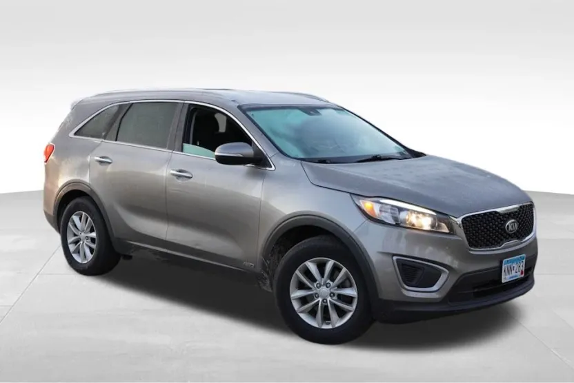 2016 Kia Sorento LX photo 1
