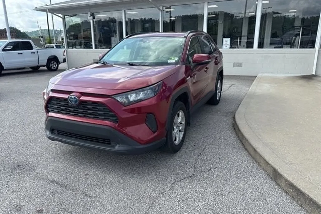 2019 Toyota RAV4 Hybrid LE photo 1