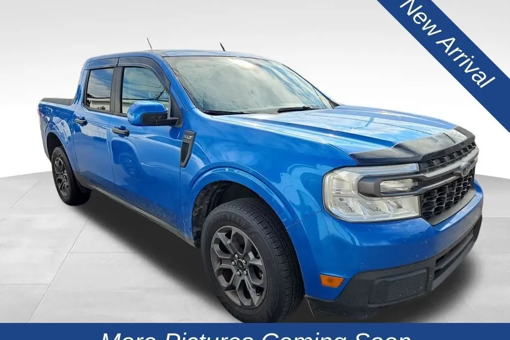 2022 Ford Maverick XLT photo 1
