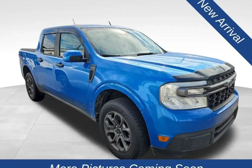 2022 Ford Maverick XLT photo 1