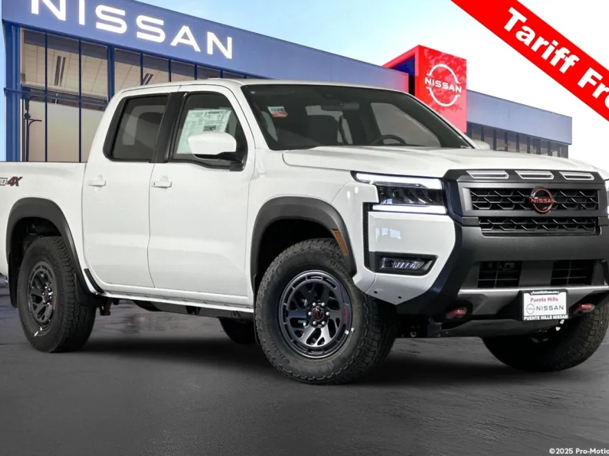 2025 Nissan Frontier PRO-4X photo 1