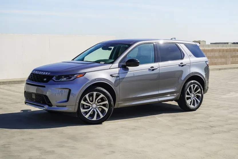 2024 Land Rover Discovery Sport S photo 1