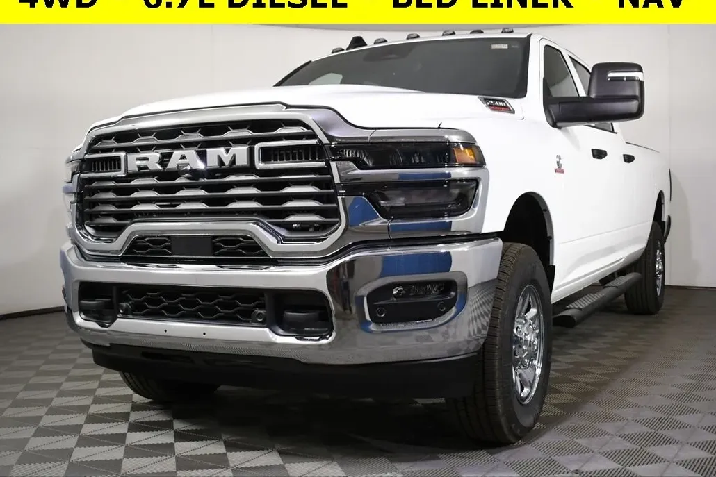 2025 Ram 2500 Tradesman photo 1