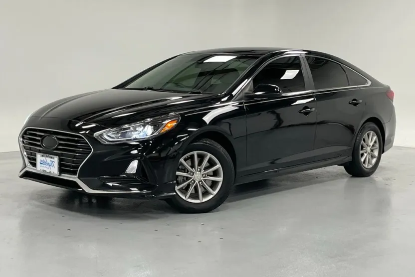 2018 Hyundai Sonata SE photo 1