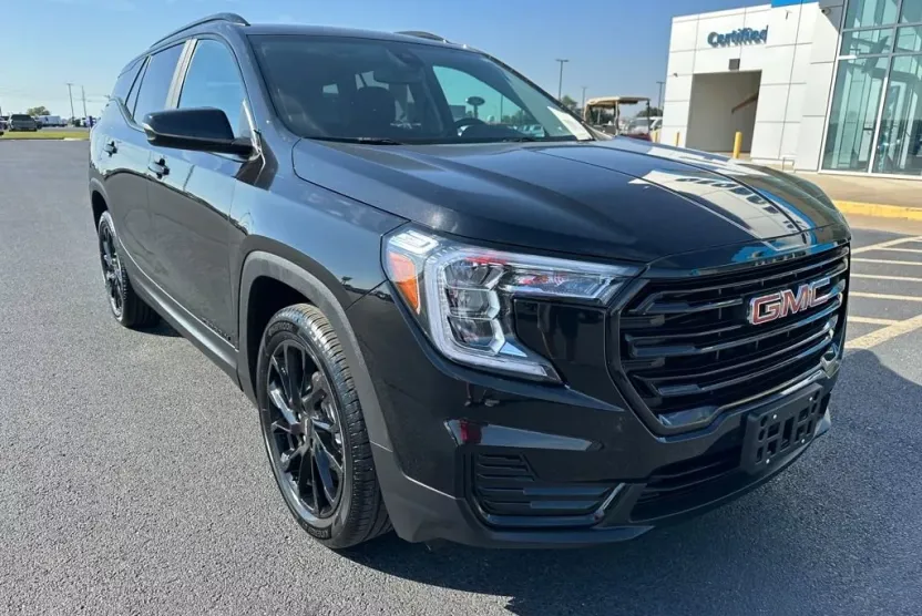 2024 Gmc Terrain SLE photo 1