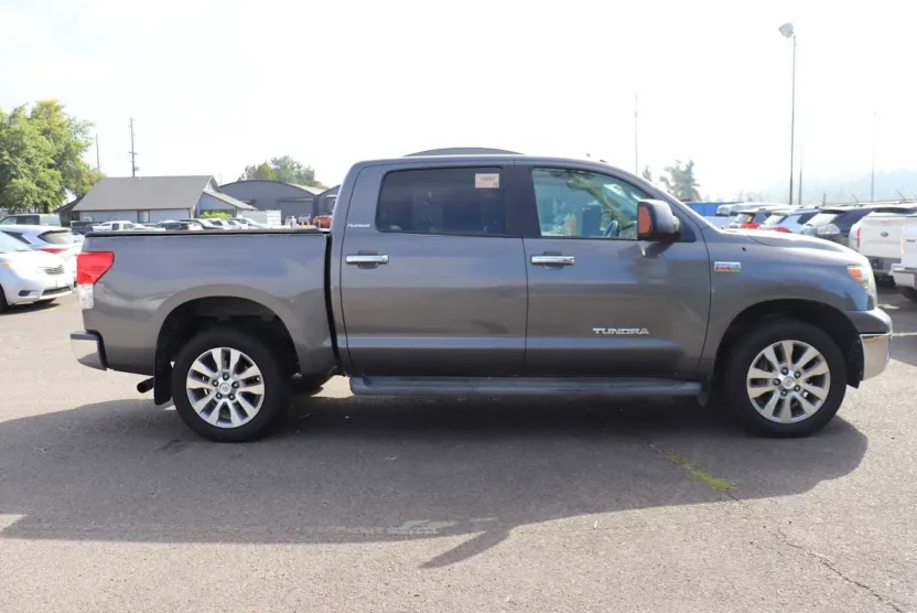 2012 Toyota Tundra Limited CrewMax photo 1