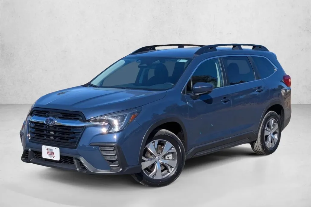 2024 Subaru Ascent Premium photo 1