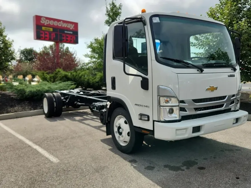 2024 Chevrolet Silverado 4500HD photo 1