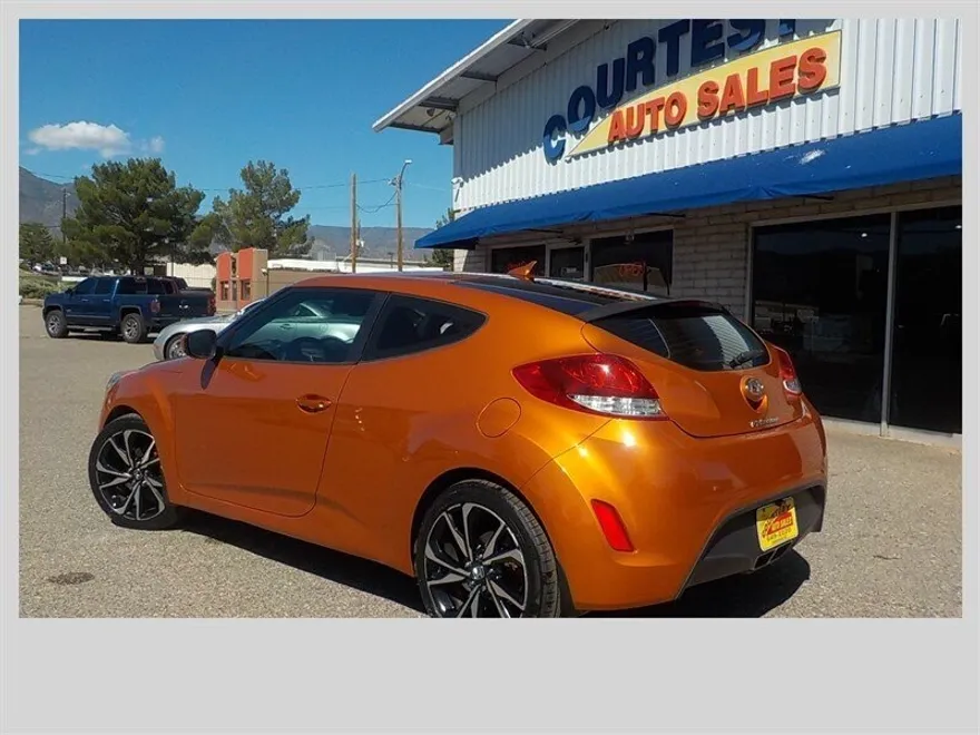 2012 Hyundai Veloster photo 1