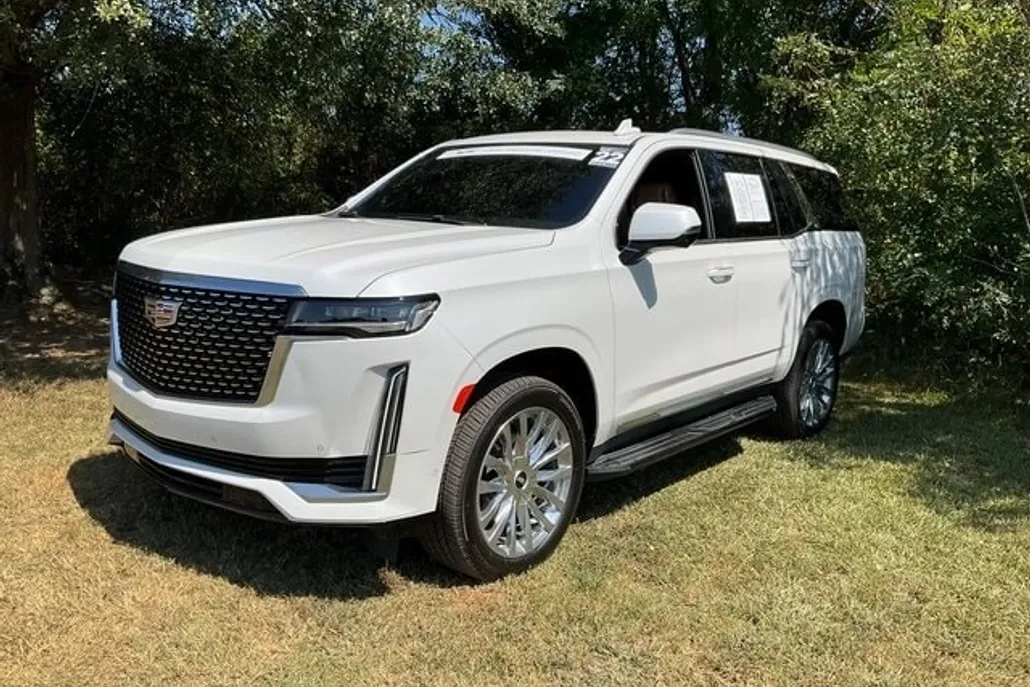 2022 Cadillac Escalade Premium Luxury photo 1