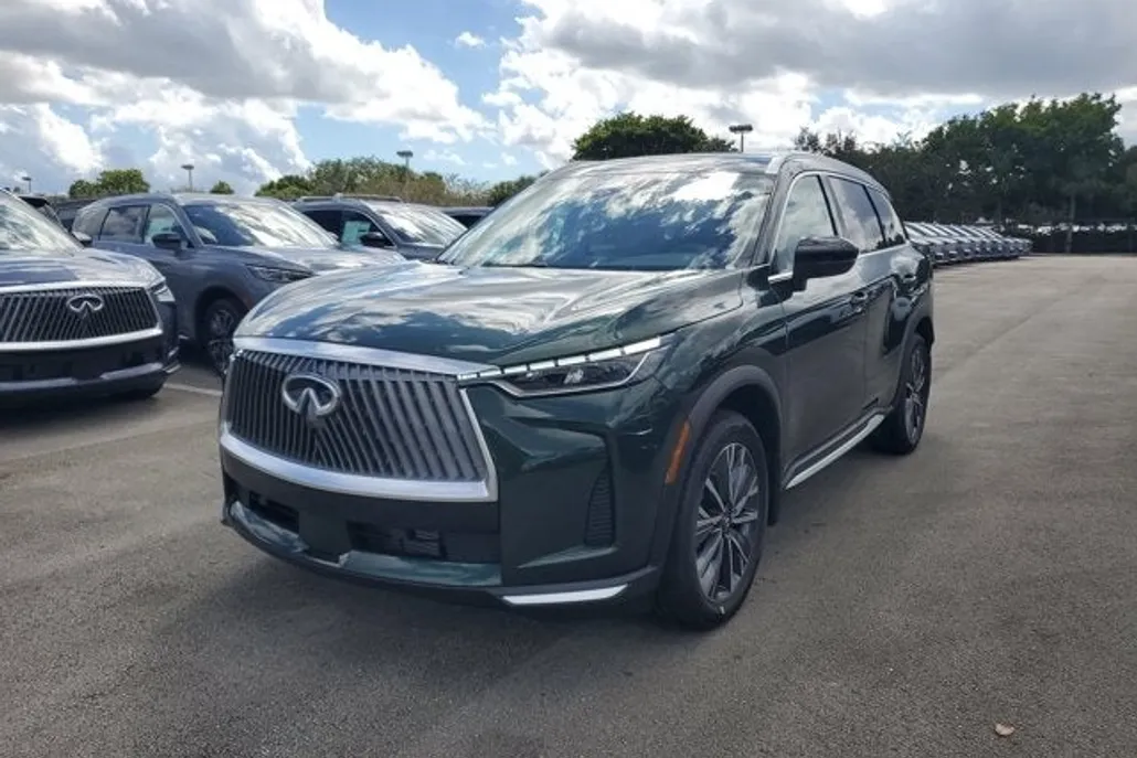 2026 Infiniti QX60 Luxe photo 1
