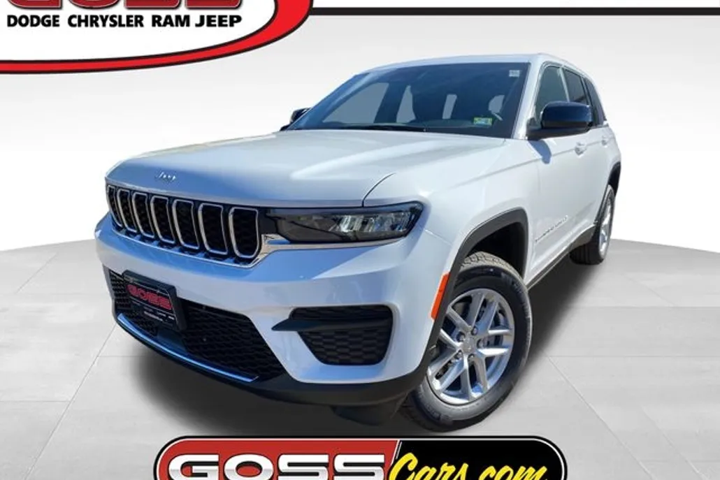 2025 Jeep Grand Cherokee Laredo photo 1