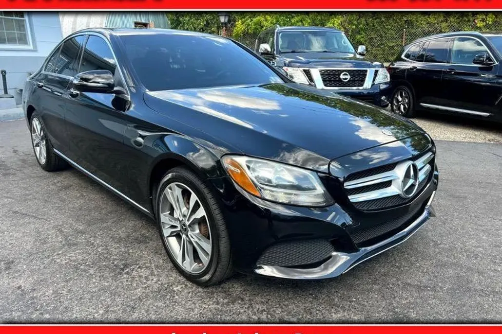2018 Mercedes Benz C 300 4MATIC Sedan photo 1