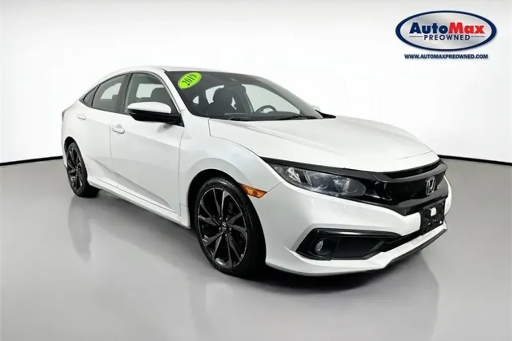 2019 Honda Civic Sport photo 1