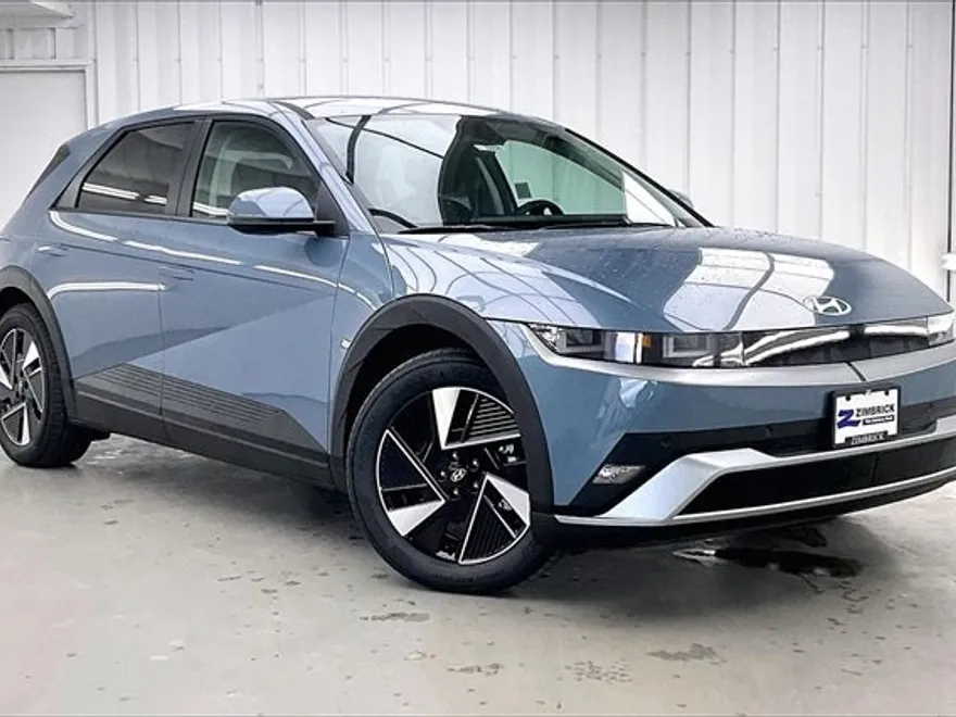 2025 Hyundai Ioniq 5 SE photo 1