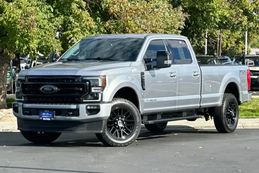 2021 Ford F-350 Lariat photo 1