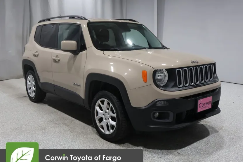 2016 Jeep Renegade Latitude photo 1