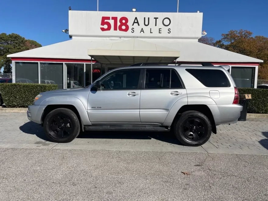 2004 Toyota 4Runner SR5 photo 1