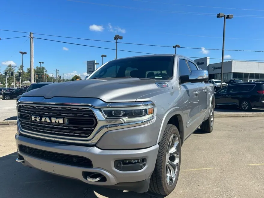 2020 Ram 1500 Limited photo 1