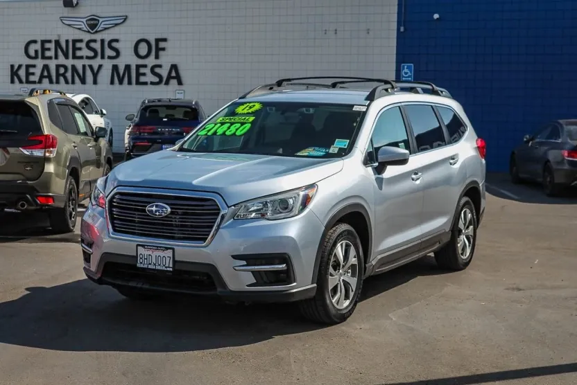 2019 Subaru Ascent Premium photo 1