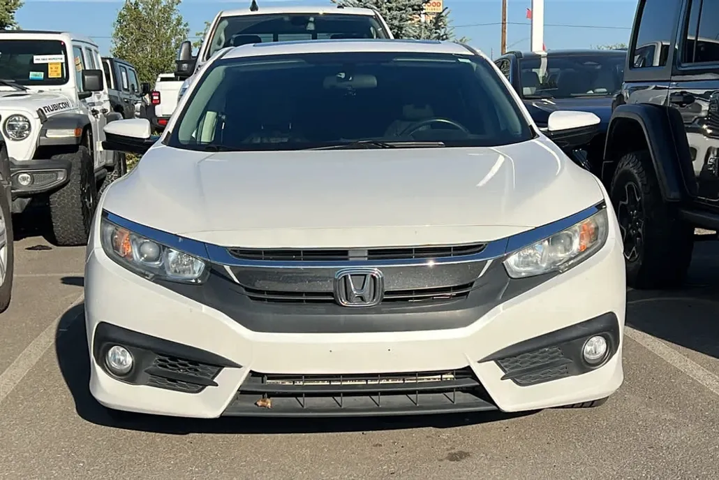 2018 Honda Civic EX-T photo 1