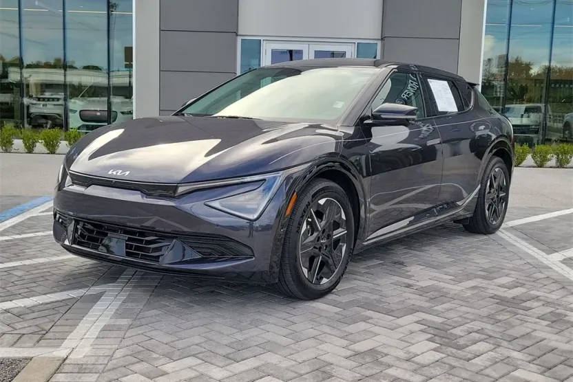 2025 Kia EV6 Light Wind photo 1