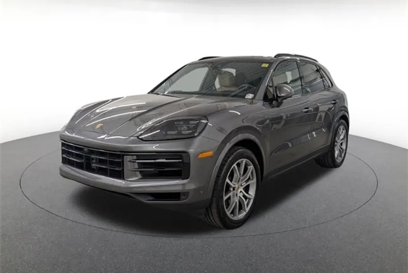 2024 Porsche Cayenne photo 1
