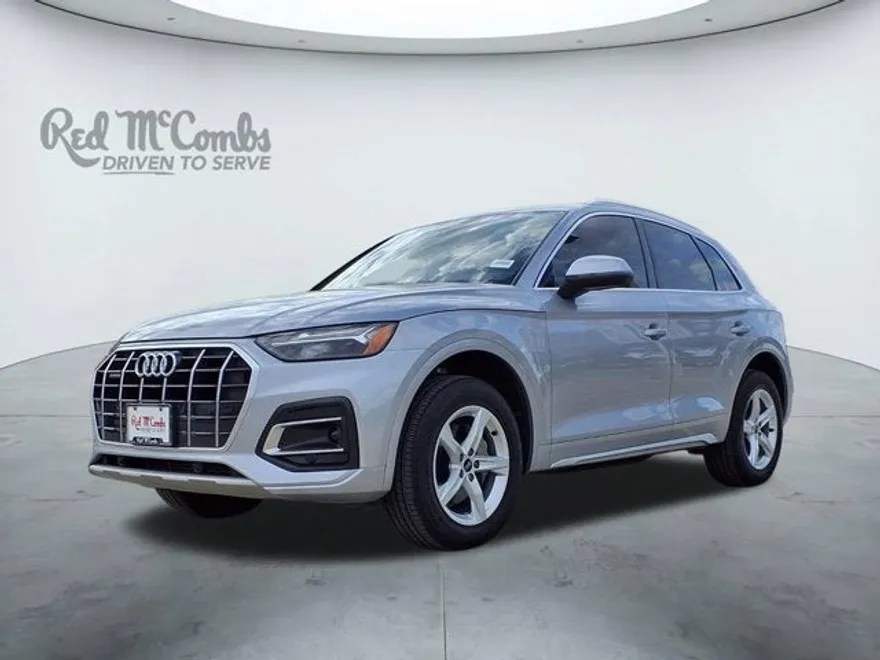 2024 Audi Q5 Premium photo 1
