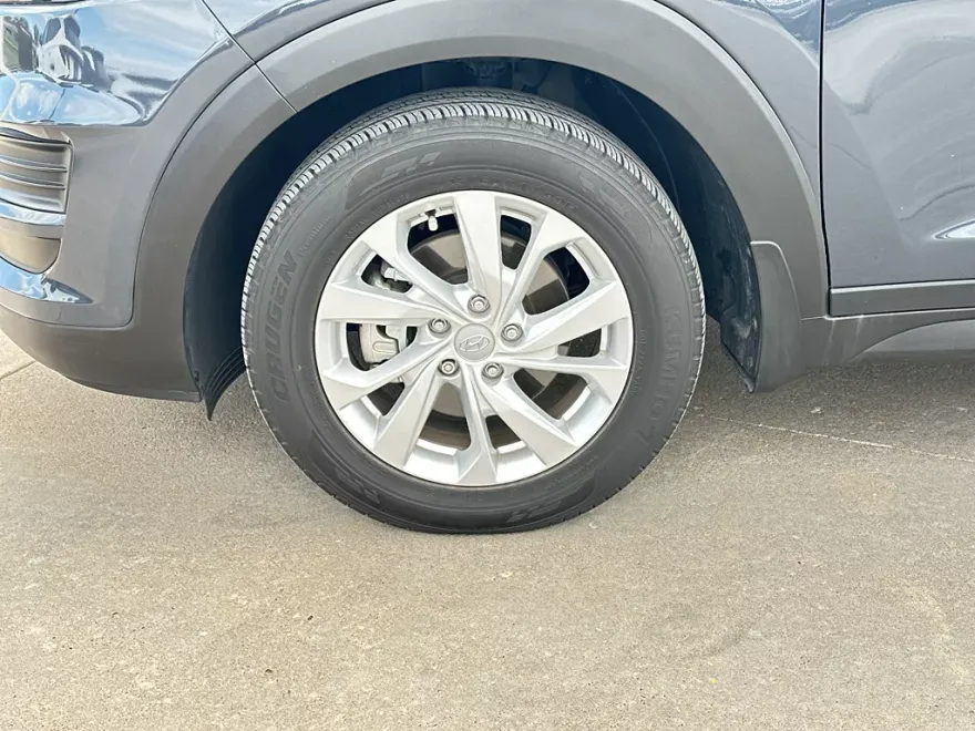 2020 Hyundai Tucson Value photo 1