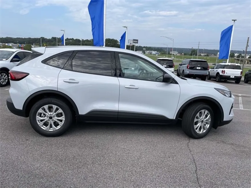 2025 Ford Escape Active photo 1