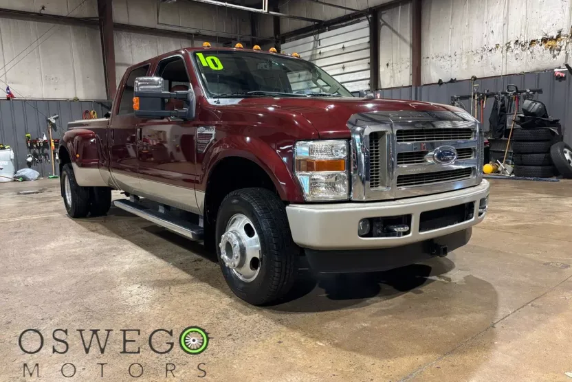 2010 Ford F-350 King Ranch photo 1