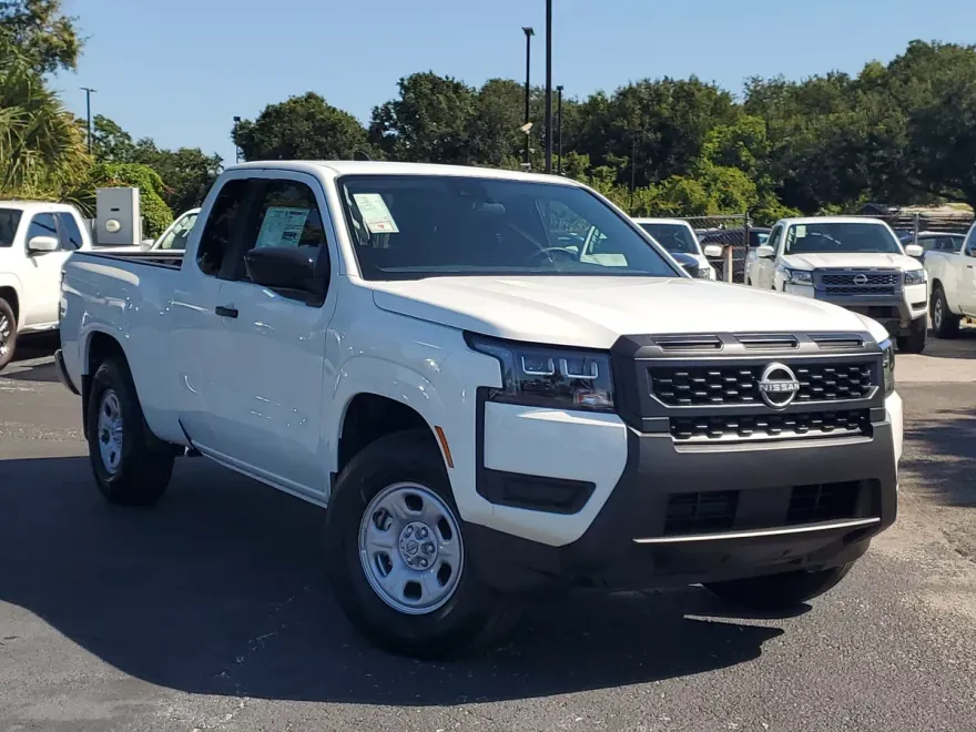 2026 Nissan Frontier S photo 1