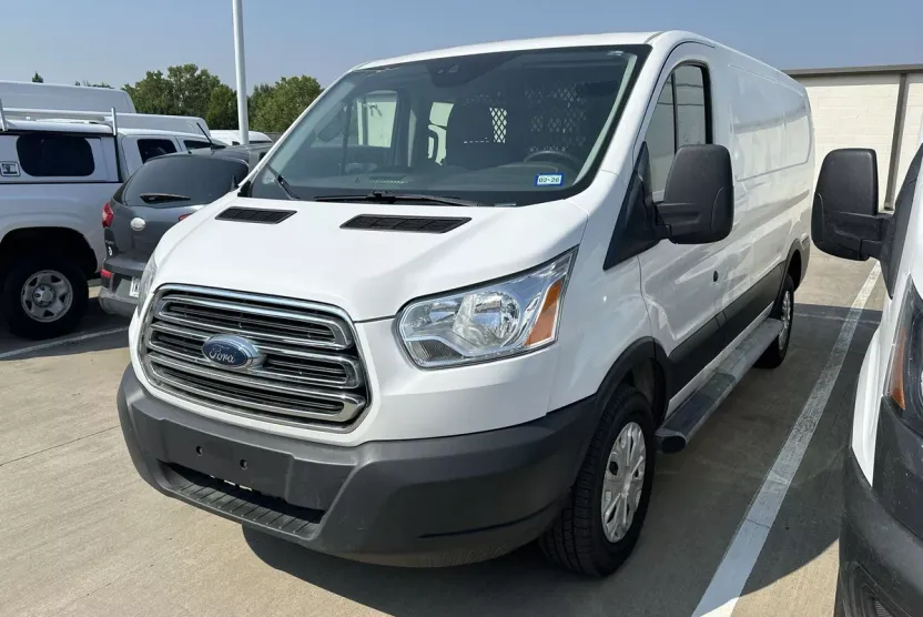 2019 Ford Transit photo 1